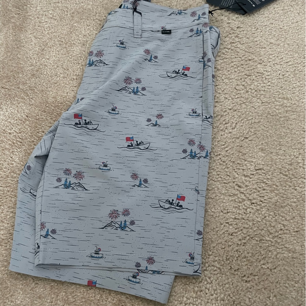 Travis Mathew Board Shorts (NEW with Tags) 34